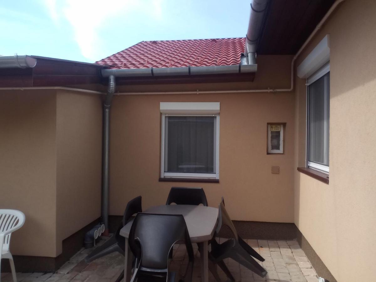 Start Apartmanok 페치 외부 사진