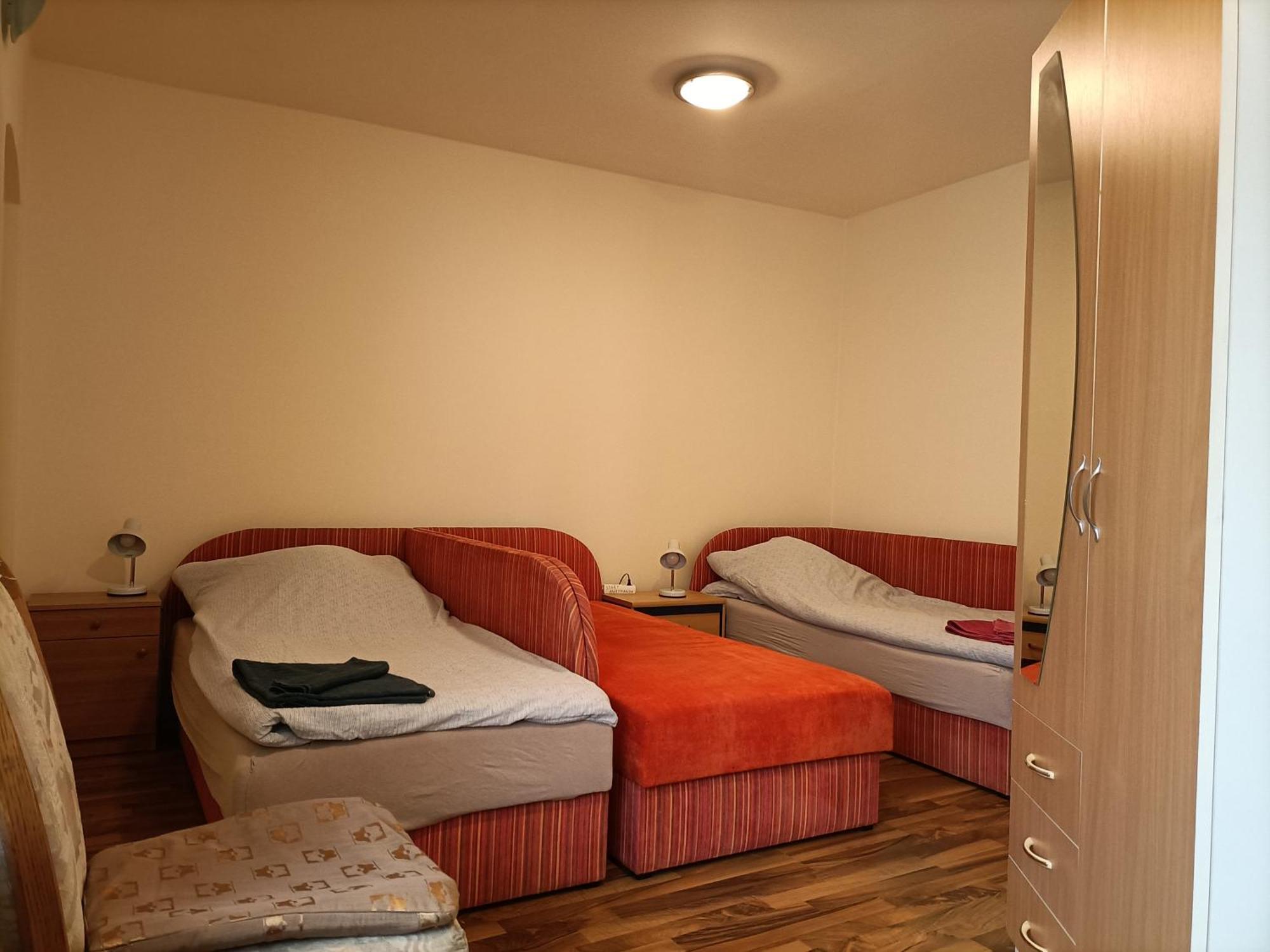 Start Apartmanok 페치 외부 사진