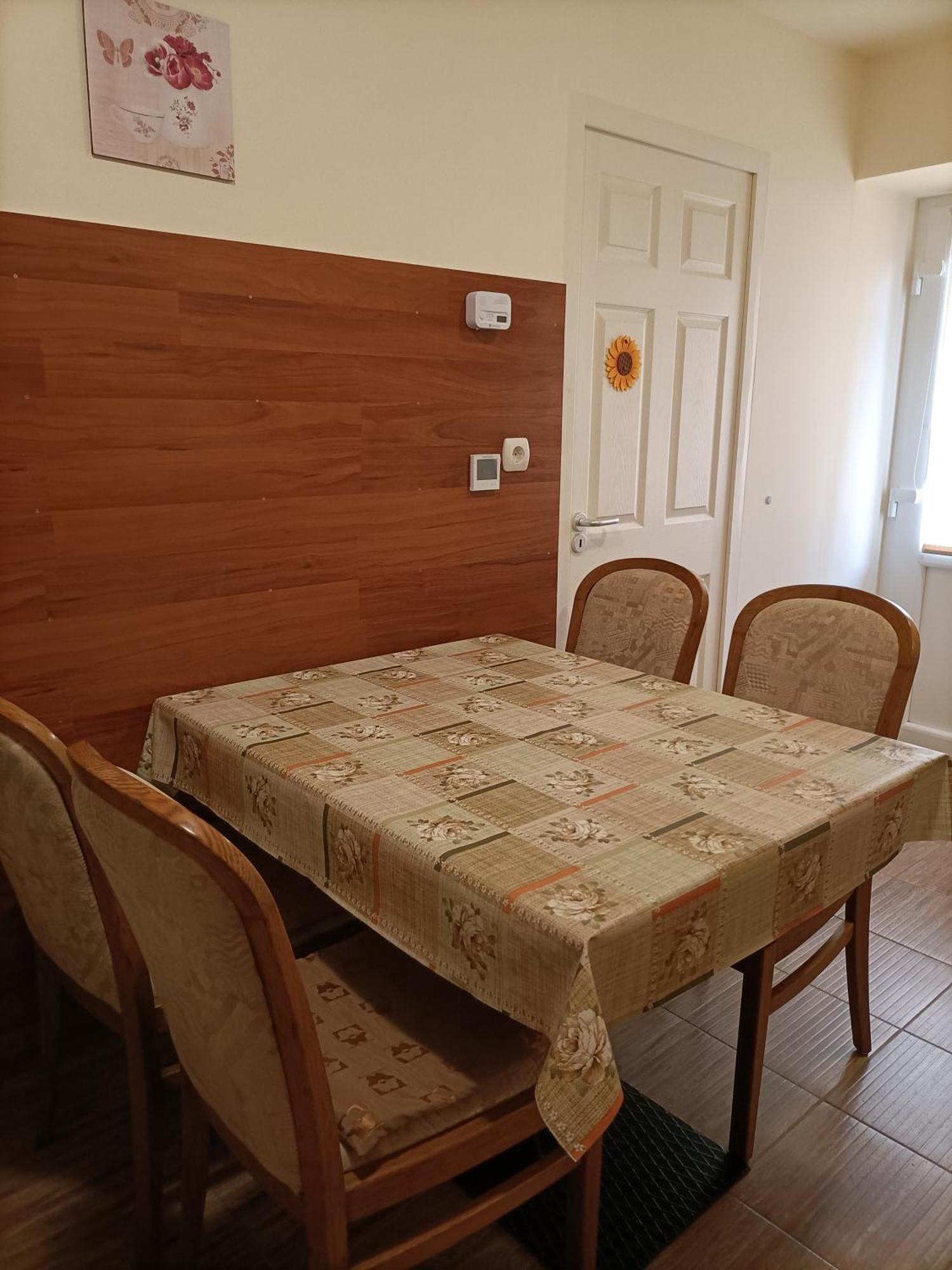 Start Apartmanok 페치 외부 사진