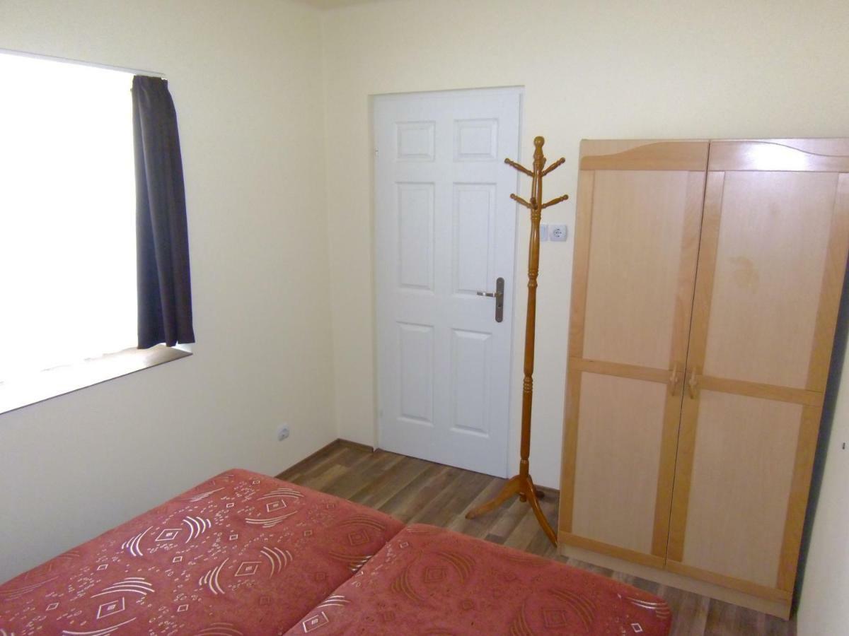 Start Apartmanok 페치 외부 사진