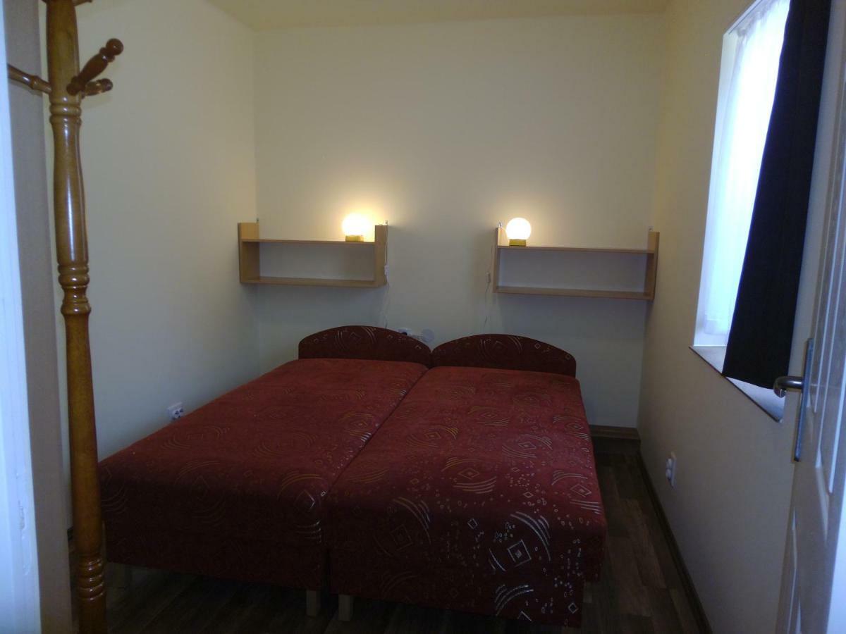 Start Apartmanok 페치 외부 사진